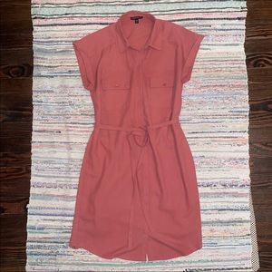 Express Collared Dress with Belt